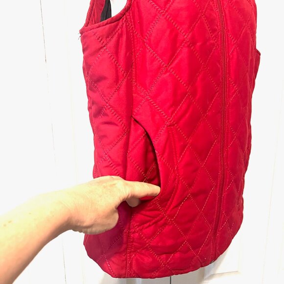 Jane Ashley-Women's Red/Black High Collar Quilted Vest-Medium--Zip Up Front-Pock - Picture 8 of 16